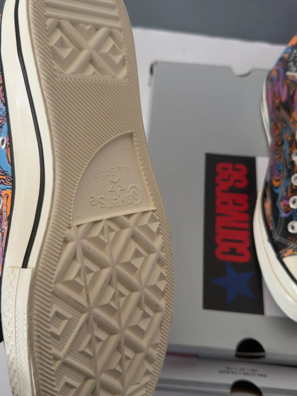Converse high top